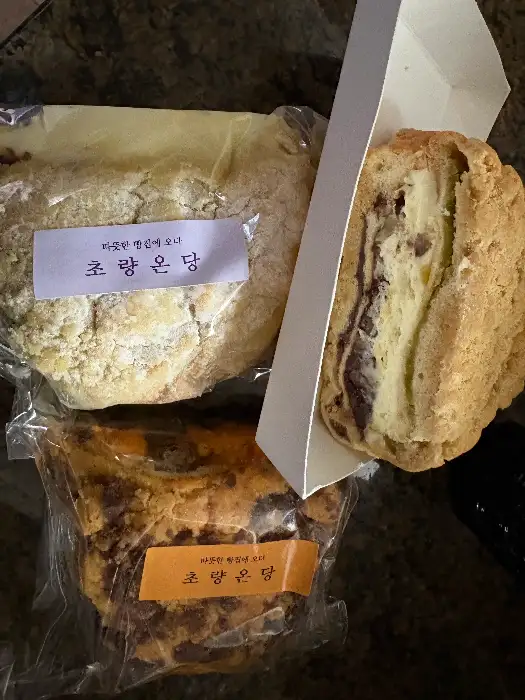 맘모롱과 빵