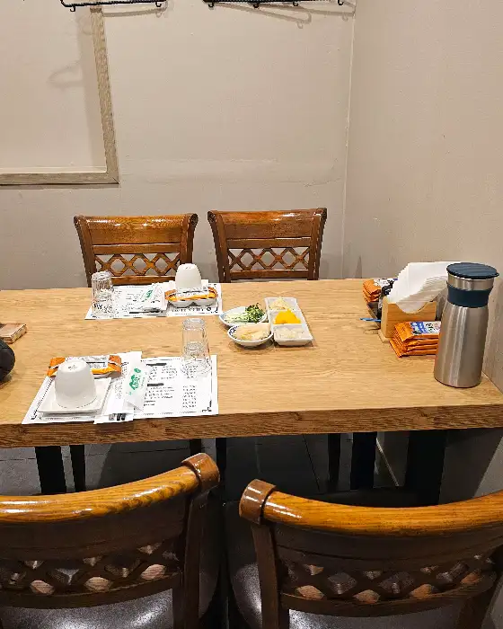 대유참치 테이블 세팅 모습