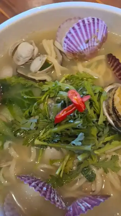 만조칼국수 해물칼국수 가리비 클로즈업