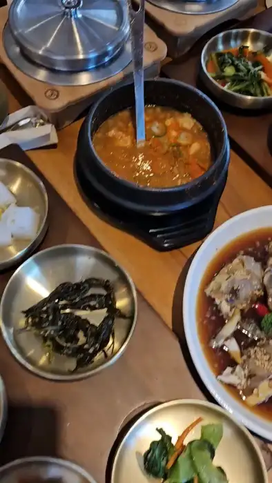 다양한 나물 반찬