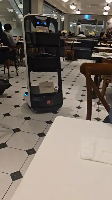 로봇 서빙