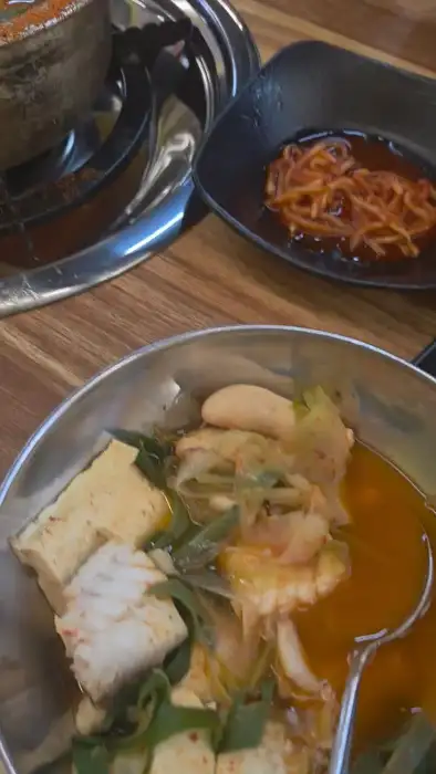 다양하고 정갈한 밑반찬