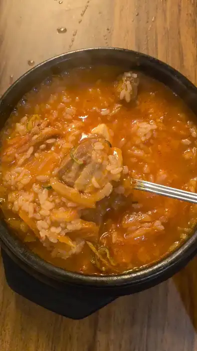 기본 찬과 고기 조합