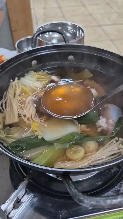 시원하고 깊은 맛의 연포탕