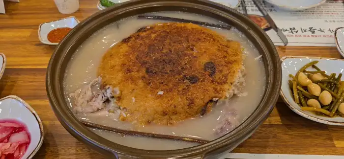 삼계탕 국물 클로즈업